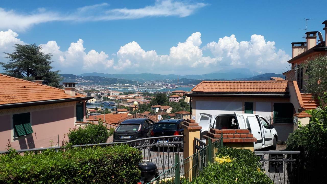 La Casa Di Max Villa La Spezia Bagian luar foto